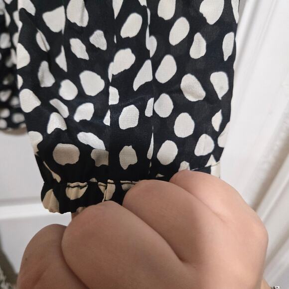 J.Crew Silk Abstract Dot Tie-Back Blouse Women’s 6 - Picture 6 of 11